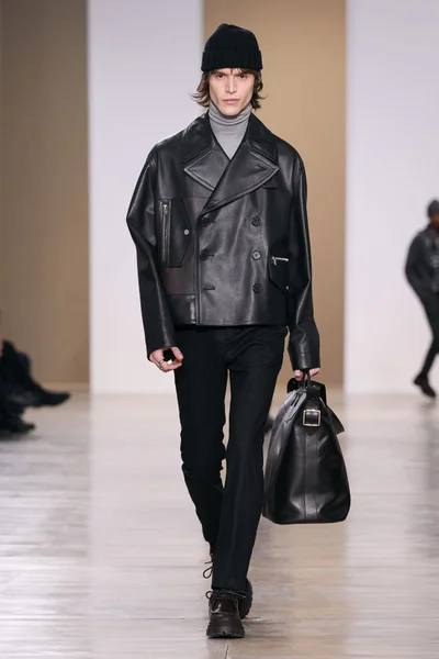 Look 34